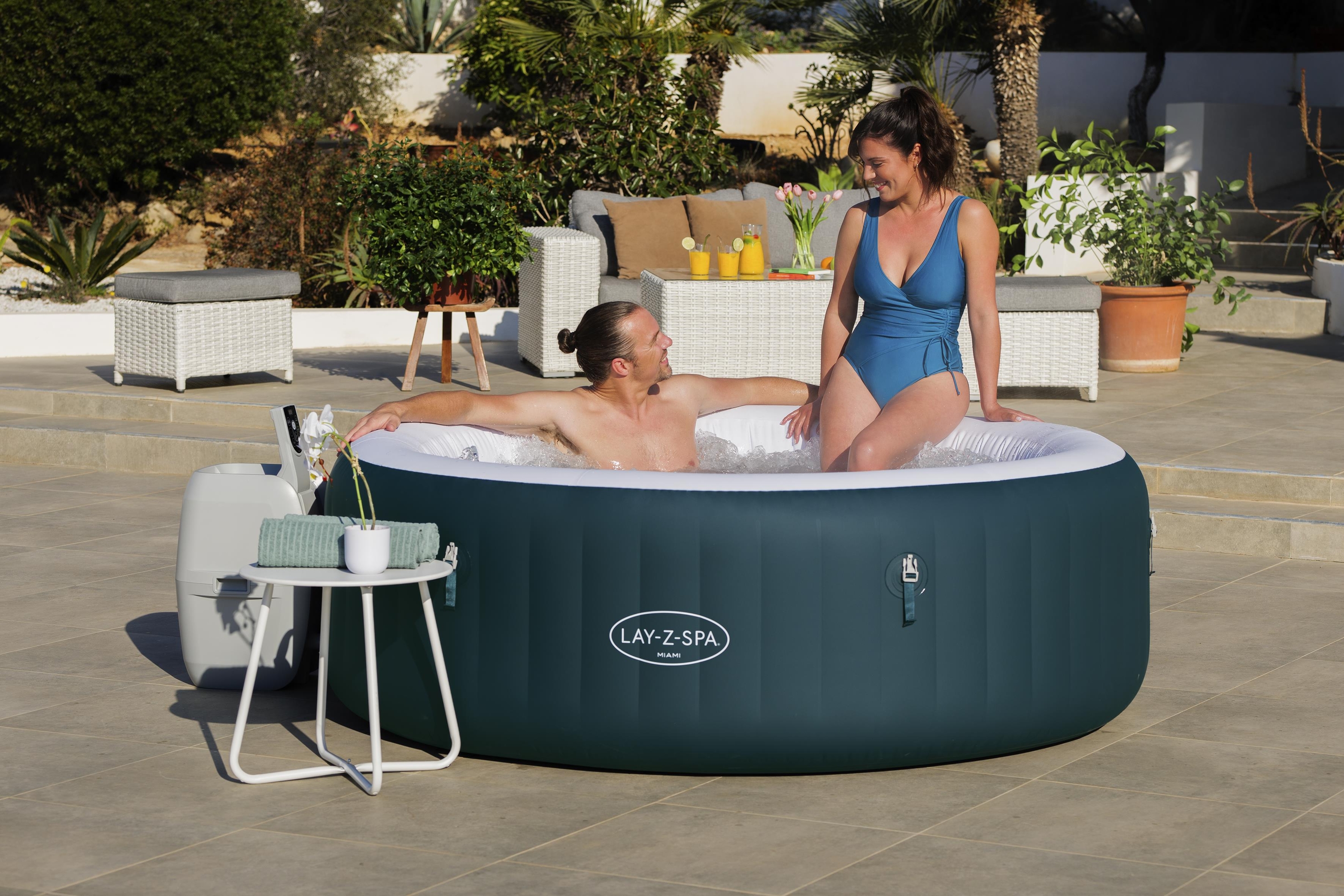 LAY-Z-SPA® Energiespar Whirlpool Miami AirJet™ für 6 Personen Ø 196 x 66 cm, Dunkelgrün