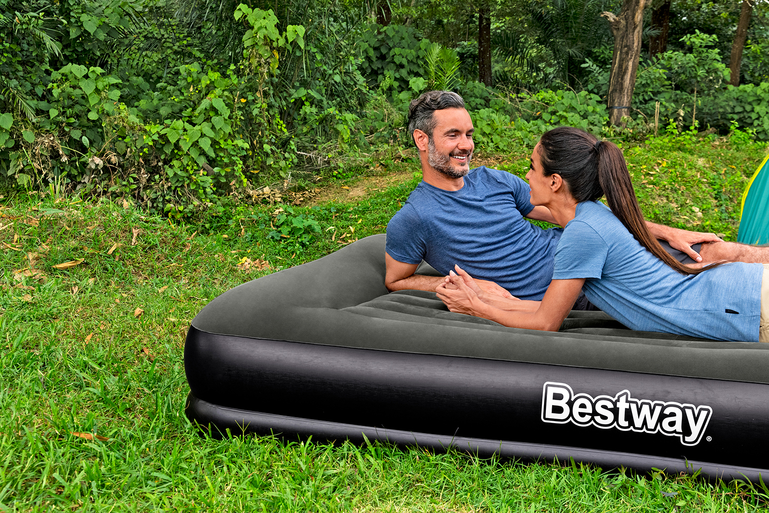 TriTech® Doppelluftbett 203 x 152 x 36 cm TriTech® Doppelluftbett 203 x 152 x 36 cm