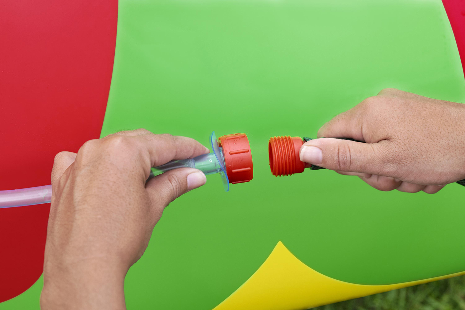 Jumbo Wassersprinkler Raupe 338 x 110 x 188 cm Jumbo Wassersprinkler Raupe 338 x 110 x 188 cm