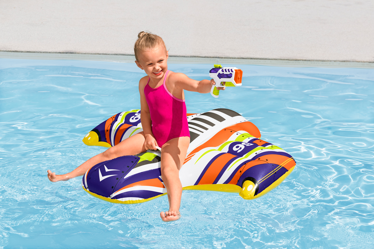 Schwimmspielzeug Splash Shuttle™ 117 x 107 cm
