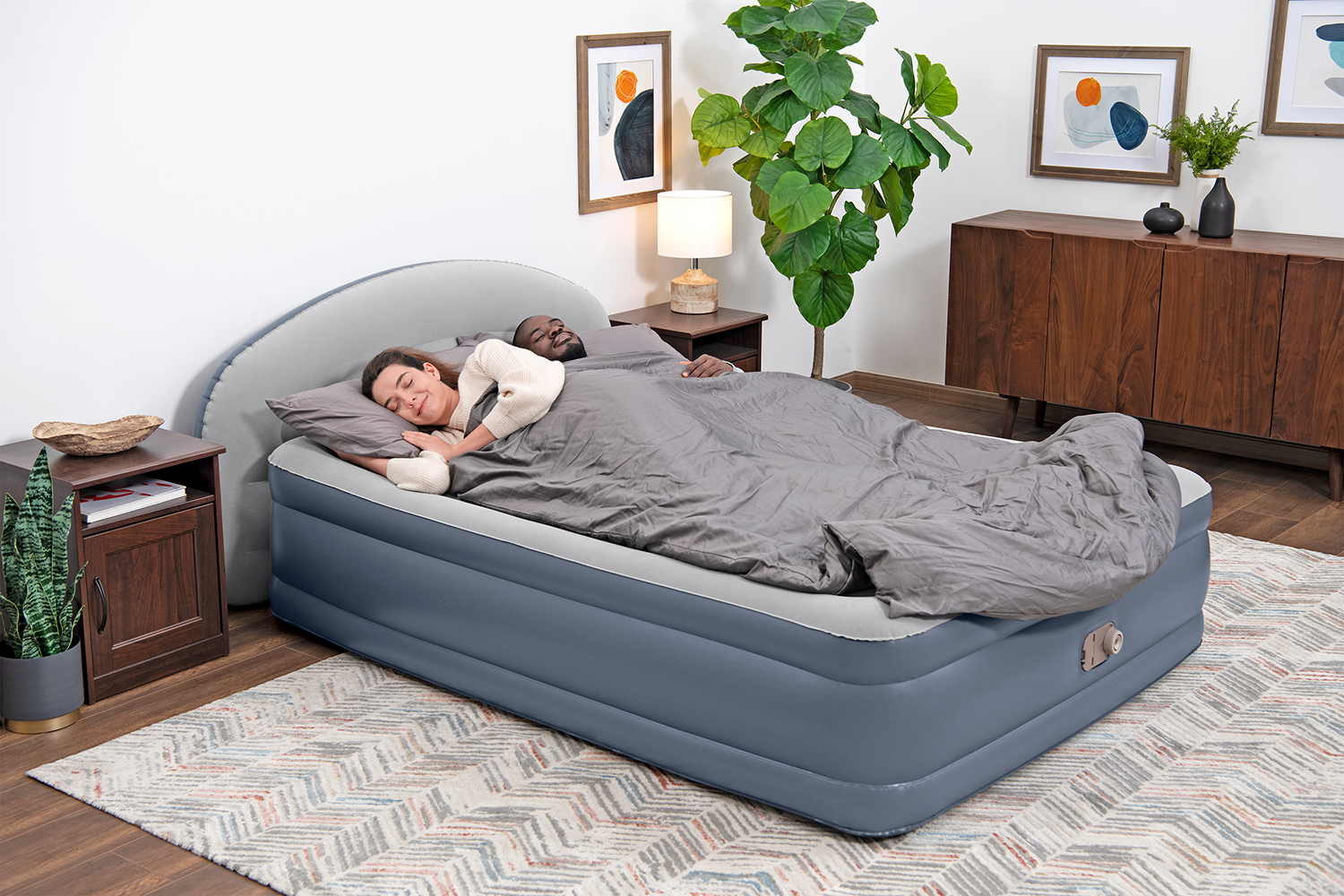 TriTech® Doppelluftbett mit integrierter Elektropumpe & Kopfteil LoungeLux™ 229 x 152 x 84 cm