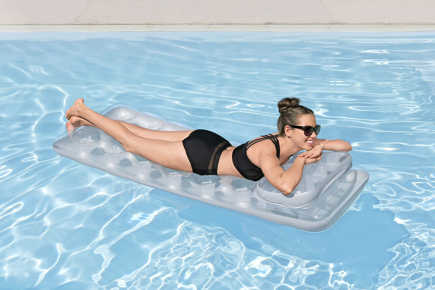 Bestway® 6'2" x 28"/1.88m x 71cm Metal Tech Lounge Bestway® 6'2" x 28"/1.88m x 71cm Metal Tech Lounge