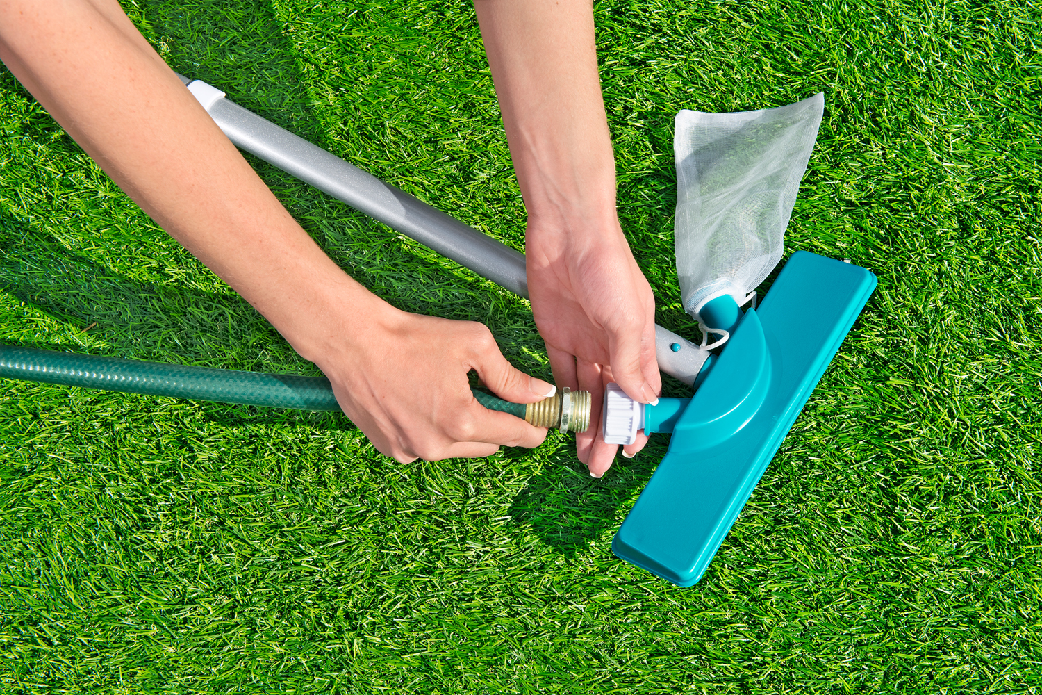 Poolpflege Komplett-Set AquaClear™ Deluxe für Poolgrößen bis 396 cm