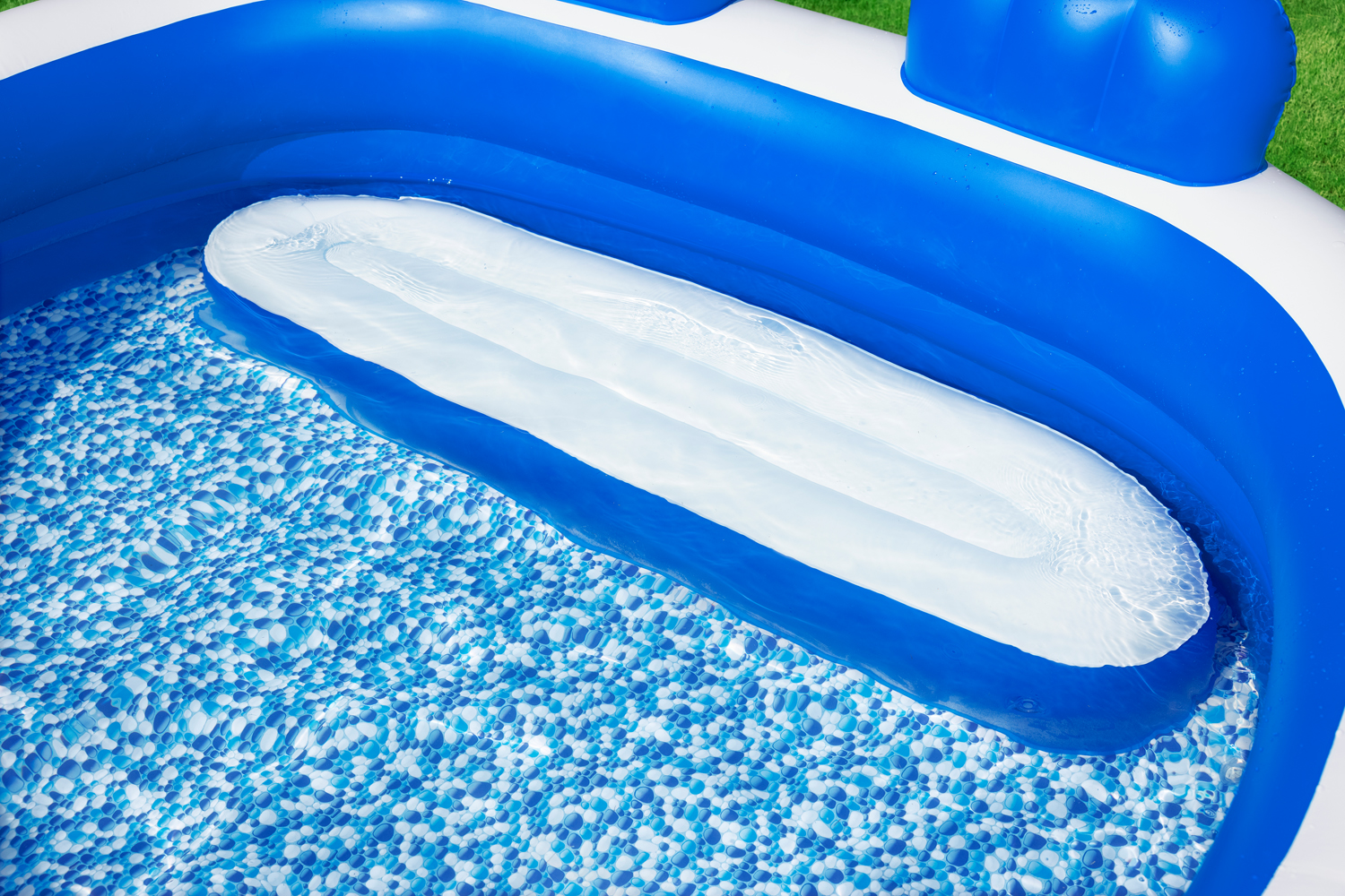 Splash Paradise™ Family Pool 231 x 219 x 79 cm