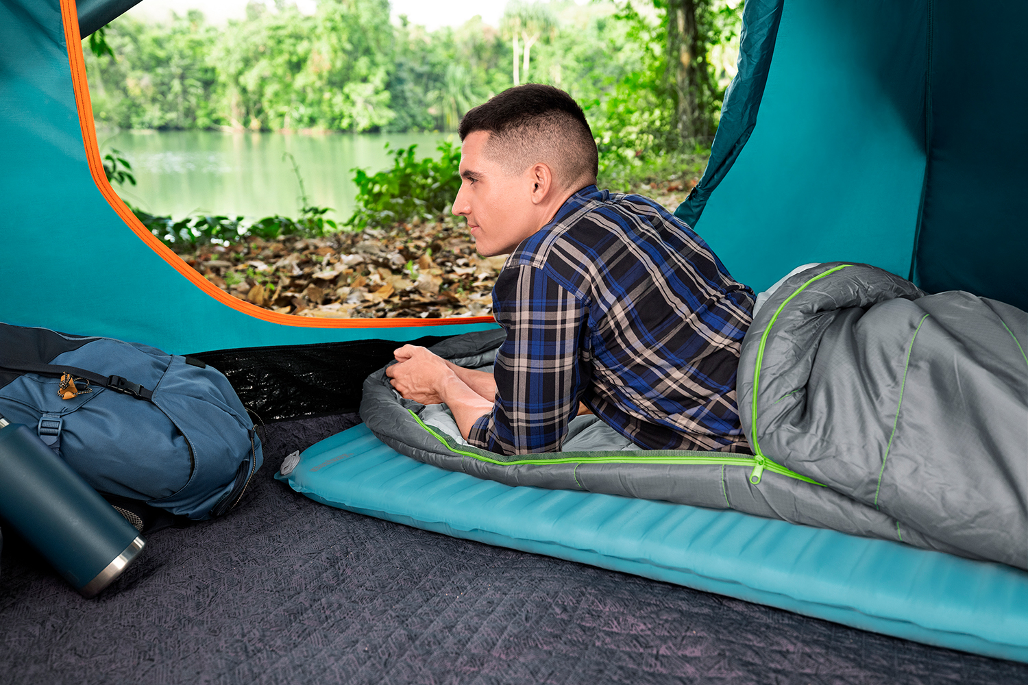 Selbstaufblasende Single-Isomatte TerrainPro™ für Mumienschlafsäcke 183 x 51 x 5,1 cm Selbstaufblasende Single-Isomatte TerrainPro™ für Mumienschlafsäcke 183 x 51 x 5,1 cm