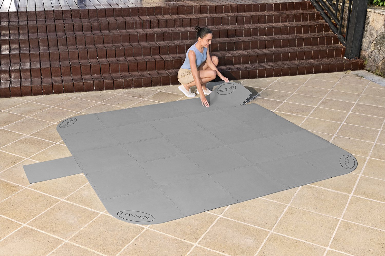 LAY-Z-SPA® Xtras Bodenschutzfliesen-Set 196 x 196 cm