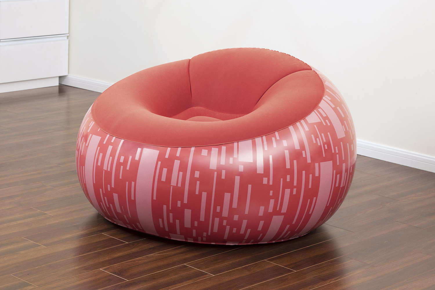 Bestway® Inflate-A-Chair™ Luftsessel 112 x 112 x 66 cm, sortiert Bestway® Inflate-A-Chair™ Luftsessel 112 x 112 x 66 cm, sortiert