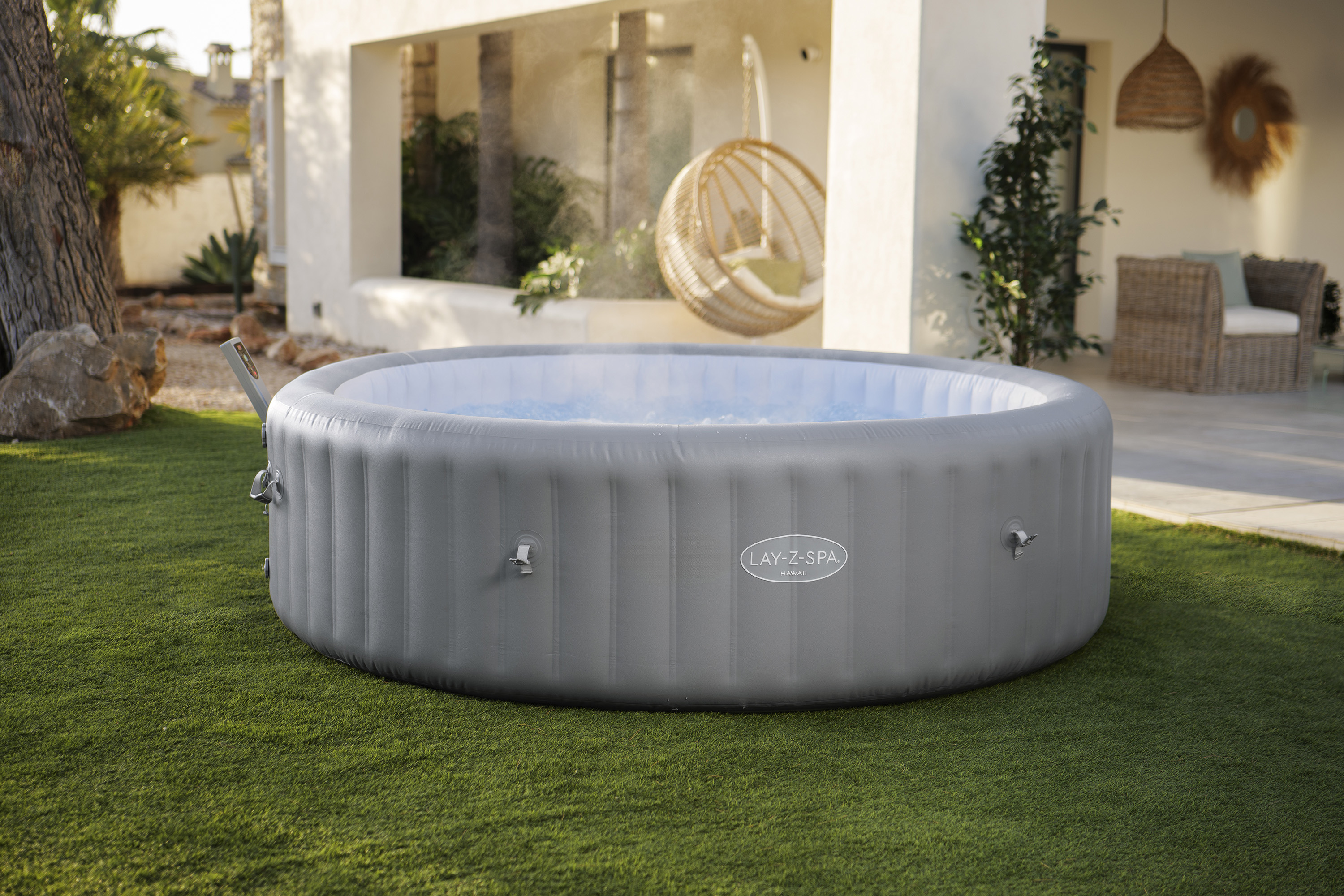 LAY-Z-SPA® Energiespar Whirlpool Hawaii Arjet™ mit App Steuerung, für 8 Personen Ø 236 x 71 cm, Silbergrau