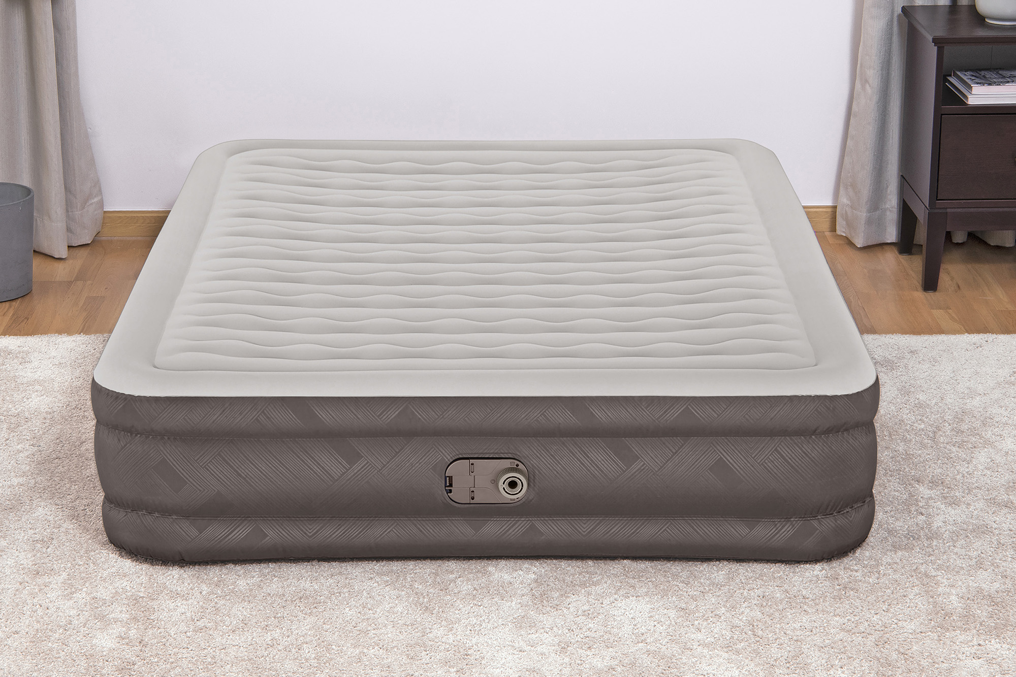 Fortech™ Doppelluftbett mit integrierter Elektropumpe 203 x 152 x 36 cm Fortech™ Doppelluftbett mit integrierter Elektropumpe 203 x 152 x 36 cm