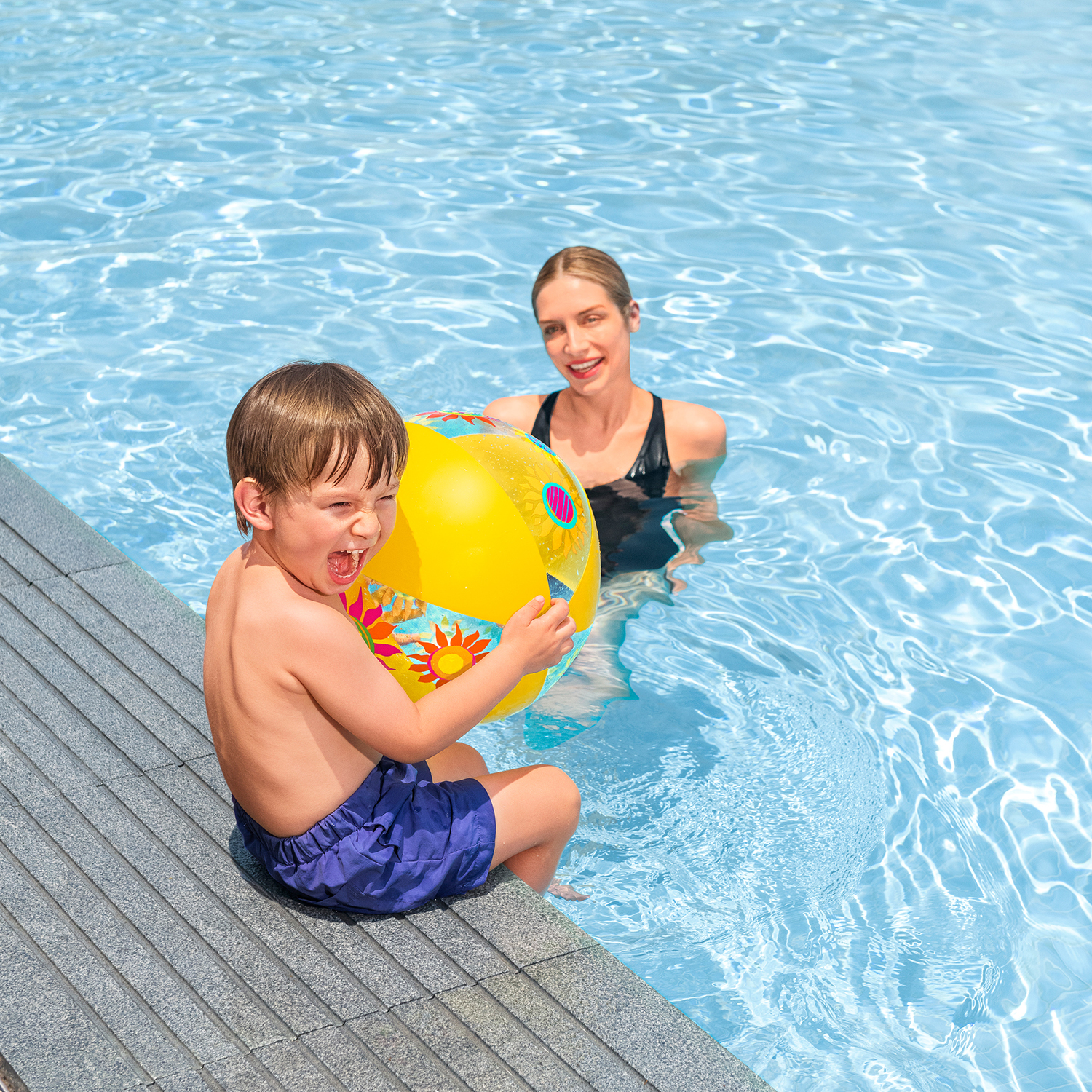 Bestway® 20"/51cm Designer Beach Ball Bestway® 20"/51cm Designer Beach Ball