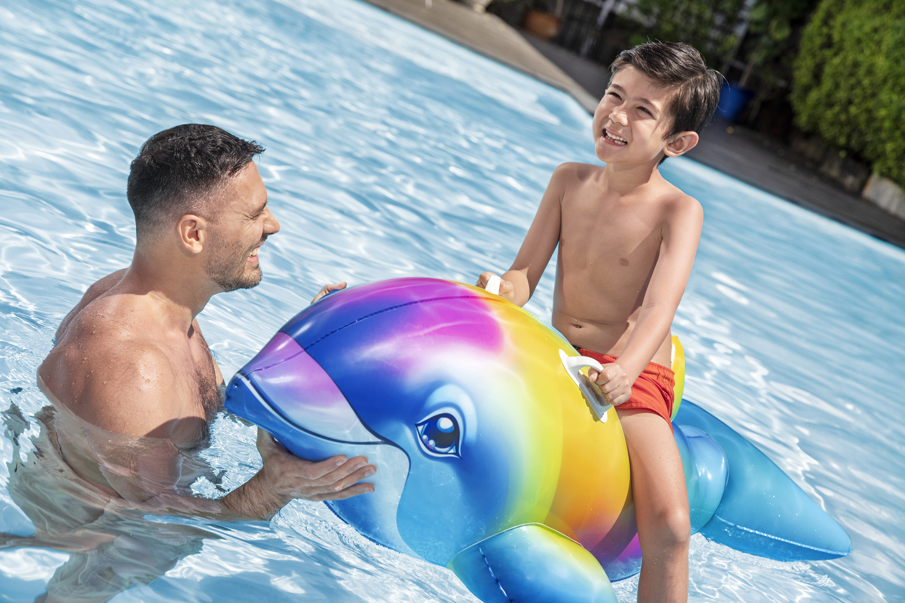 Schwimmtier Regenbogendelfin 173 x 84 x 46 cm