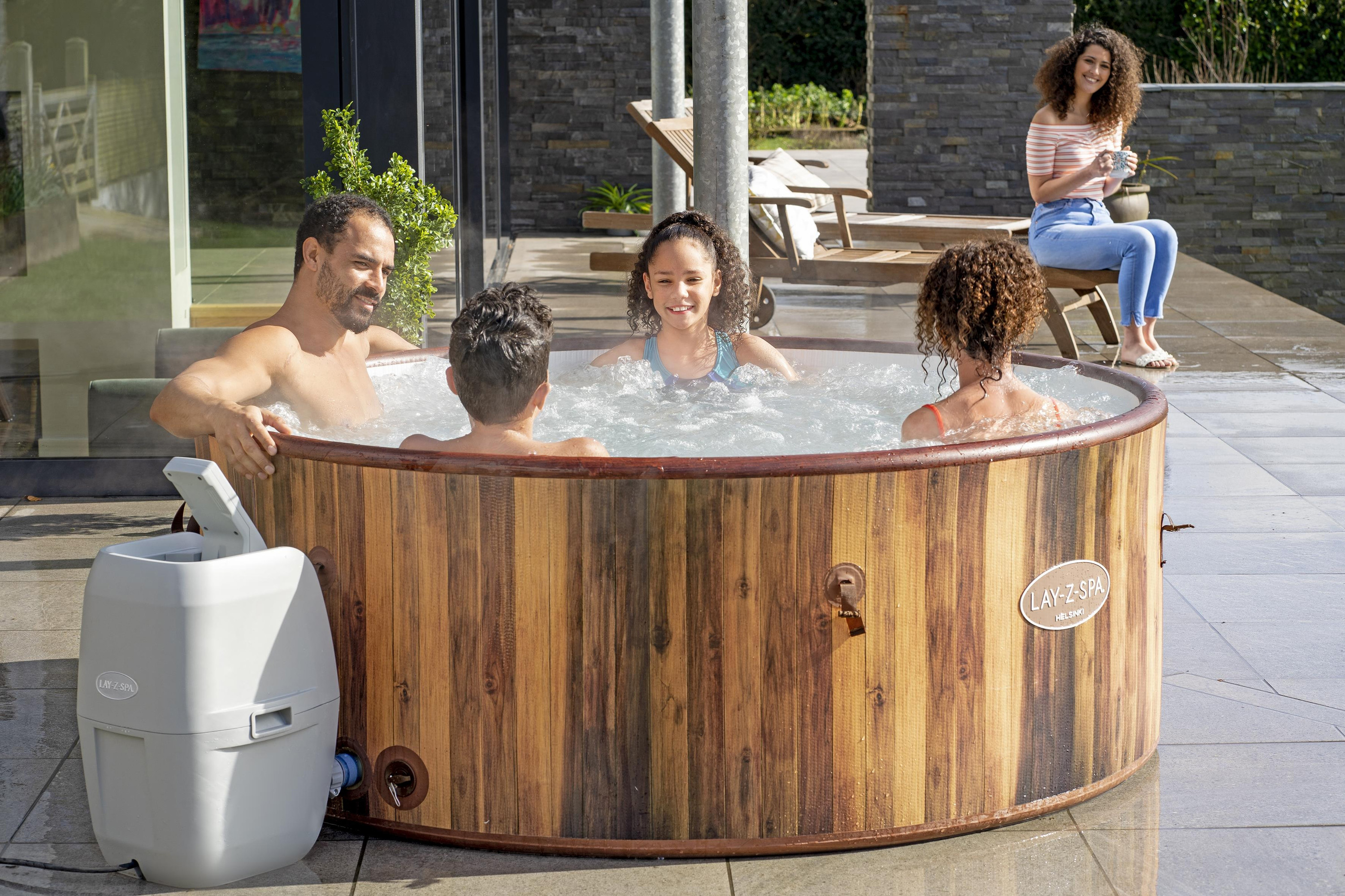 LAY-Z-SPA® WLAN Whirlpool Helsinki AirJet Plus™ Ø 180 x 66 cm, rund