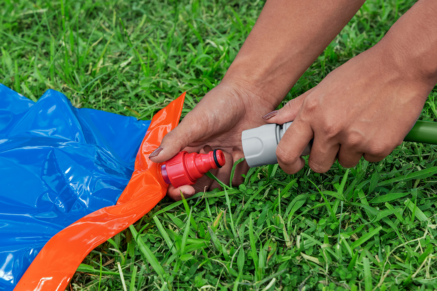 H2OGO!™ 16'/4.88m Triple Slide H2OGO!™ 16'/4.88m Triple Slide