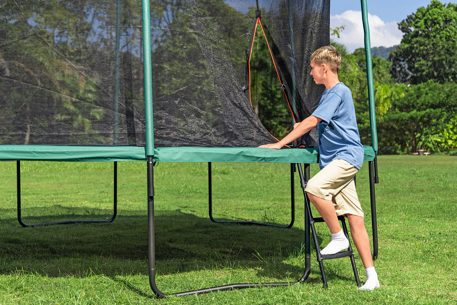 Trampoline Xtreme Air™ Ø 427 x 286 cm Trampoline Xtreme Air™ Ø 427 x 286 cm