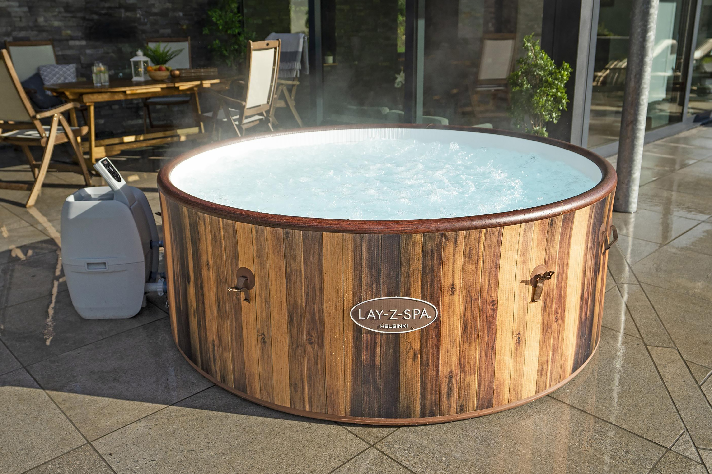 LAY-Z-SPA® WLAN Whirlpool Helsinki AirJet Plus™ Ø 180 x 66 cm, rund