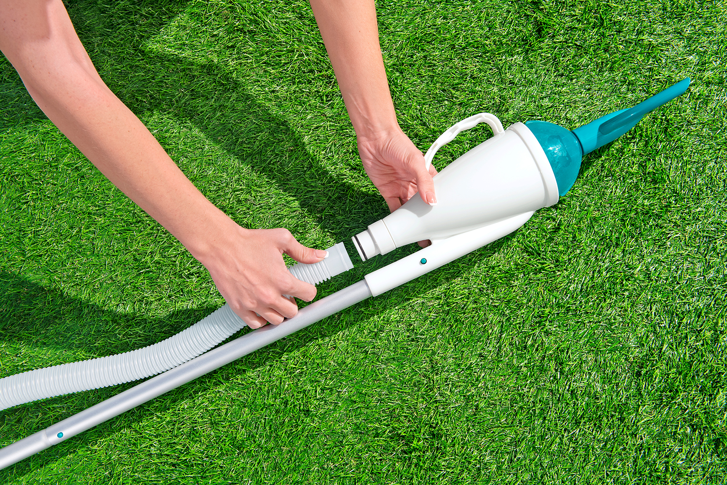 pumpenbetriebener Poolsauger AquaPristine™ für Poolgrößen bis 457 cm