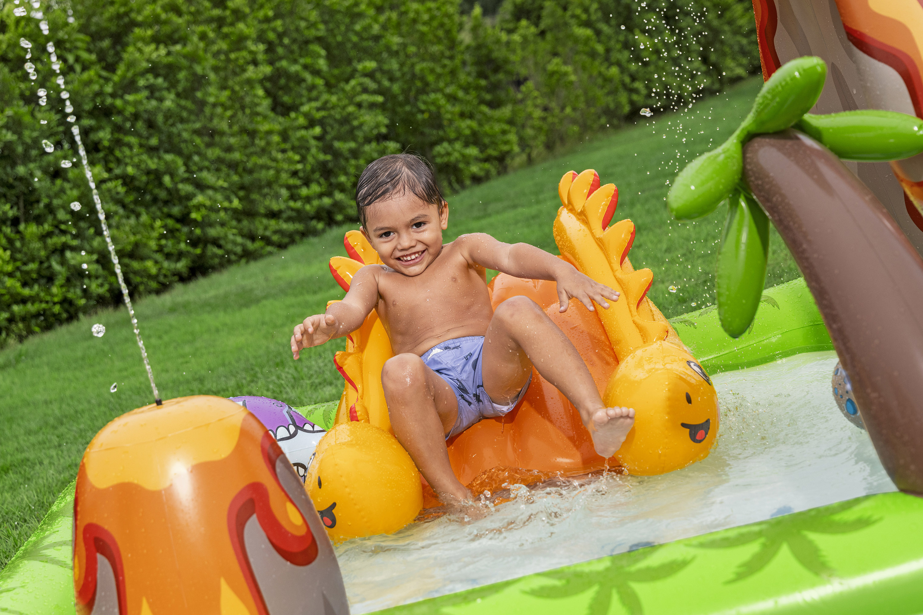 Wasserspielcenter Vulkan 262 x 188 x 102 cm