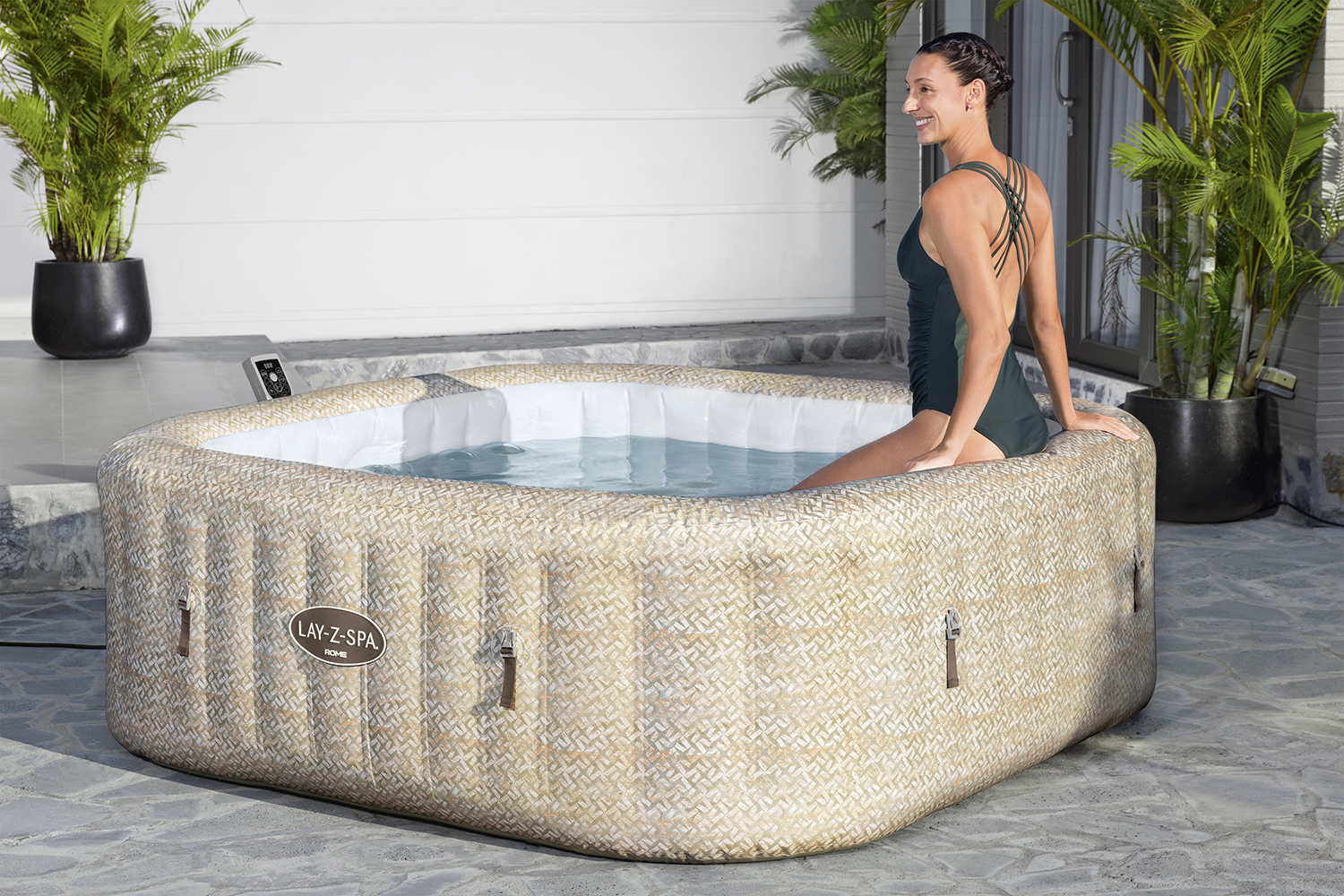 LAY-Z-SPA® Energiespar-Whirlpool Rome AirJet™ mit App-Steuerung, für 7 Pers. 201 x 201 x 71 cm, Sandmarmor-Optik