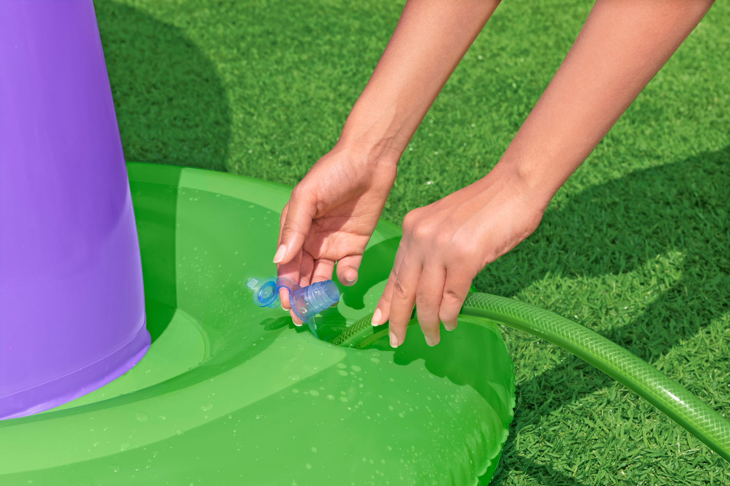 Jumbo Wassersprinkler Friendly Monster™ 244 x 84 x 198 cm