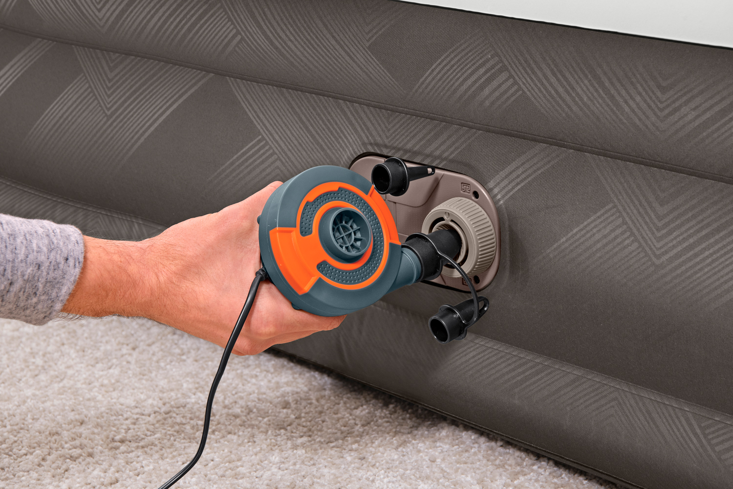 Fortech™ Doppelluftbett mit integrierter Elektropumpe 203 x 152 x 36 cm