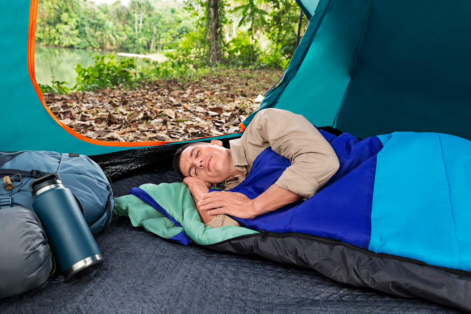 2-in-1-Schlafsack Wanderlite™ mit integrierbarer, aufblasbarer Isomatte 203 x 75 x 9 cm 2-in-1-Schlafsack Wanderlite™ mit integrierbarer, aufblasbarer Isomatte 203 x 75 x 9 cm