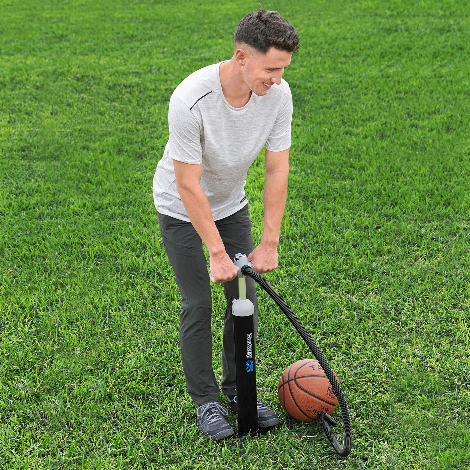 Air Hammer™ Sport-Hochdruckpumpe 1.800 / 3.450 ml Air Hammer™ Sport-Hochdruckpumpe 1.800 / 3.450 ml