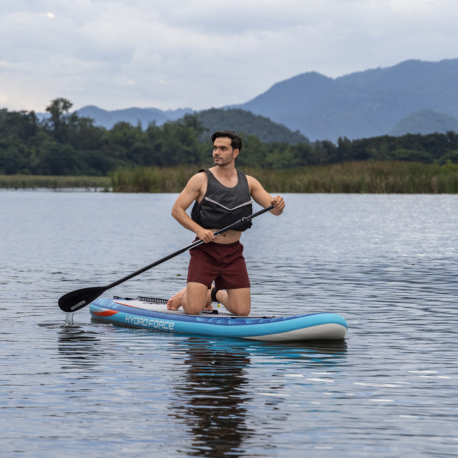 Hydro Force® SUP Allround Board-Set Oceana™ Compactair™ mit integrierter Elektropumpe 305 x 84 x 15 cm