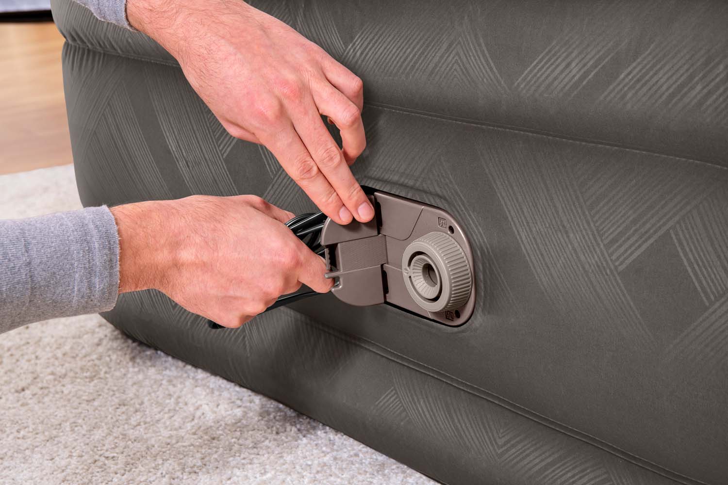 Fortech™ Doppelluftbett mit integrierter Elektropumpe 203 x 152 x 46 cm