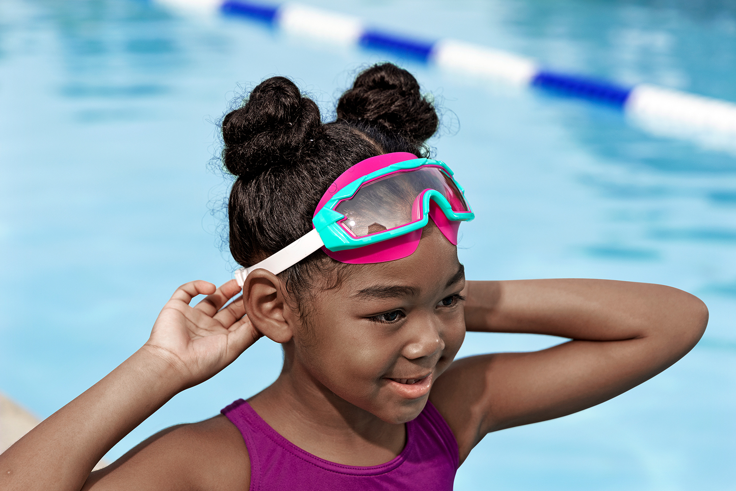 Schwimmbrille Tidal Surge™ ab 7 Jahren, sortiert