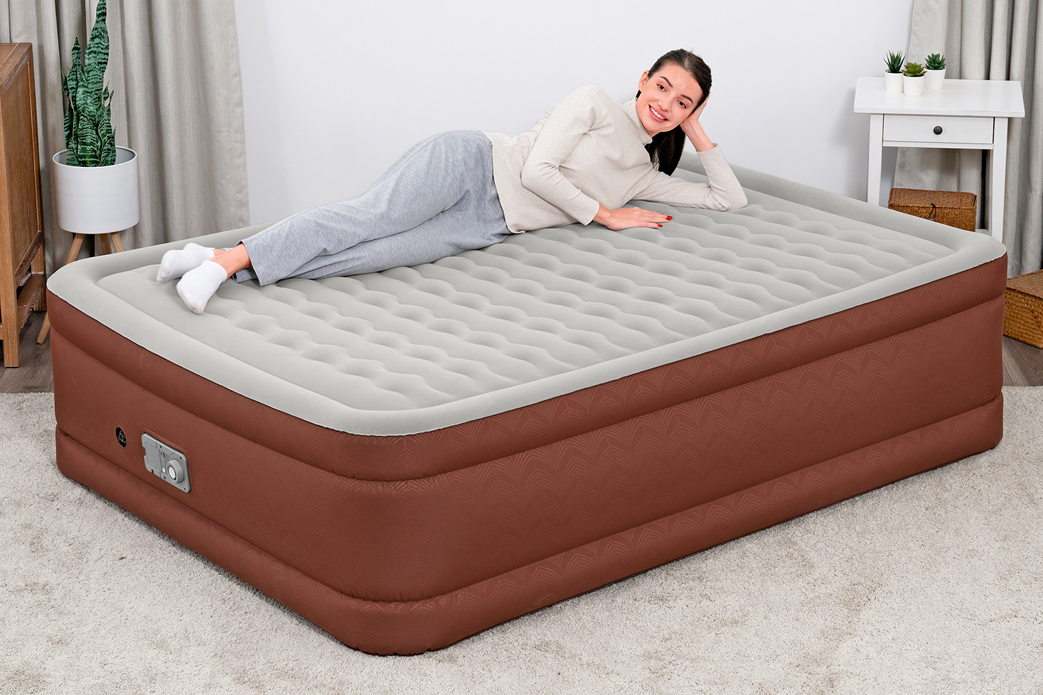 AlwayzAire® Fortech® Doppelluftbett mit integrierter Comfort Choice+™ Doppelpumpe 203 x 152 x 51 cm AlwayzAire® Fortech® Doppelluftbett mit integrierter Comfort Choice+™ Doppelpumpe 203 x 152 x 51 cm