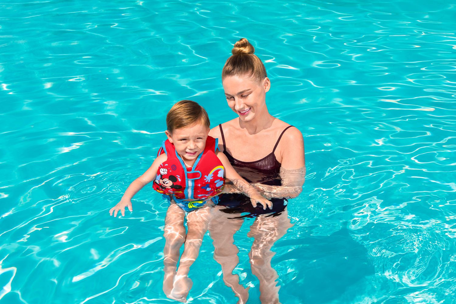 Swim Safe ABC™ Disney Junior® Schwimmweste mit Textilbezug Stufe B Mickey & Friends, 1-3 Jahre