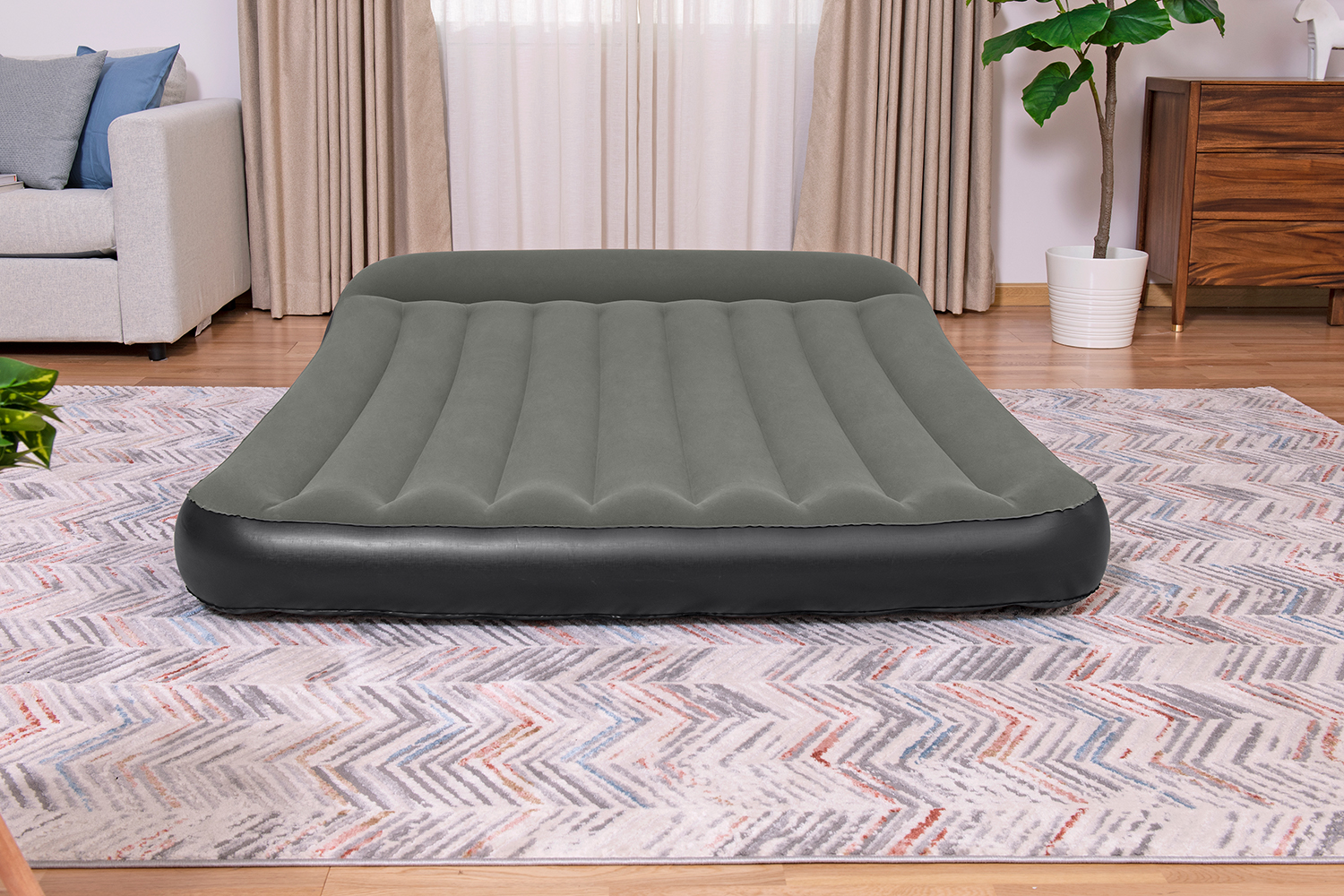 TriTech™ Doppelluftbett mit integrierter, batteriebetriebener Elektropumpe 203 x 152 x 30 cm