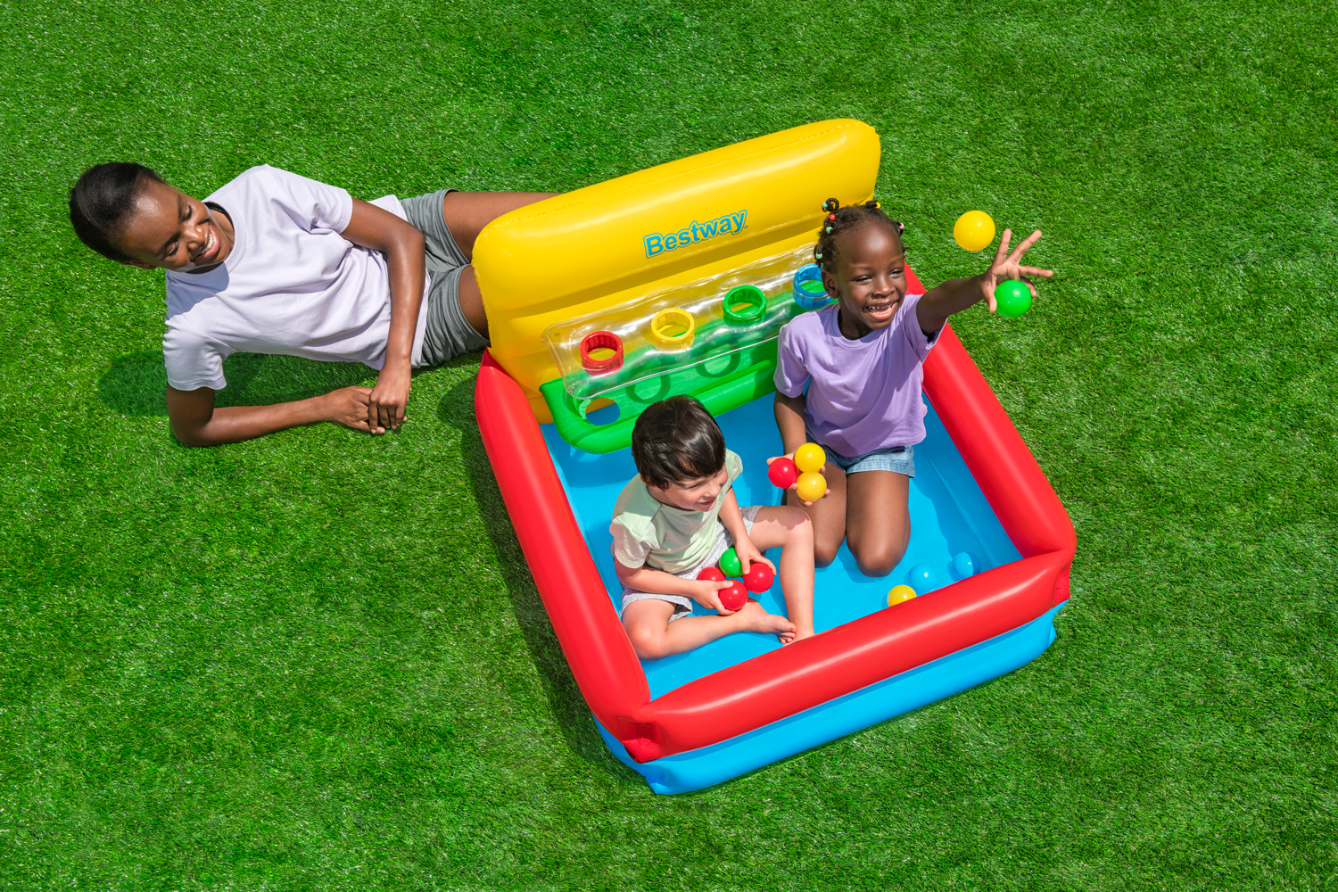 Sort 'n Play™ Bällebad 104 x 94 x 61 cm