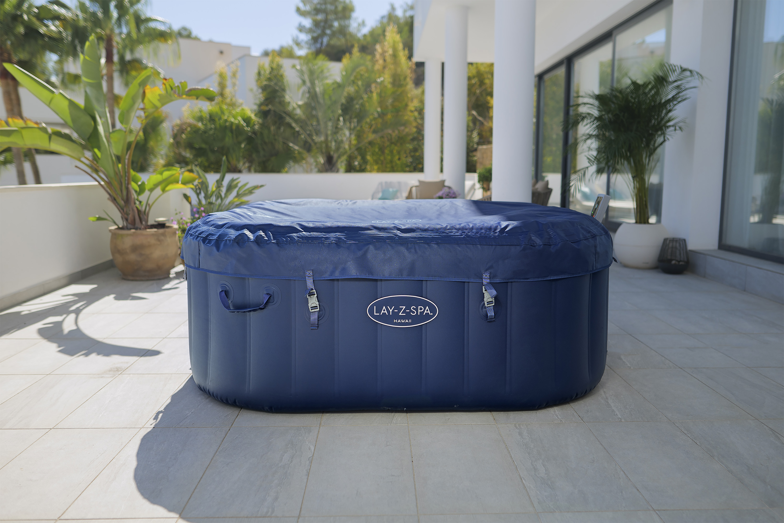 LAY-Z-SPA® Energiespar-Whirlpool Hawaii AirJet™ mit App-Steuerung, für 6 Personen, 180 x 180 x 71 cm, Kobaltblau