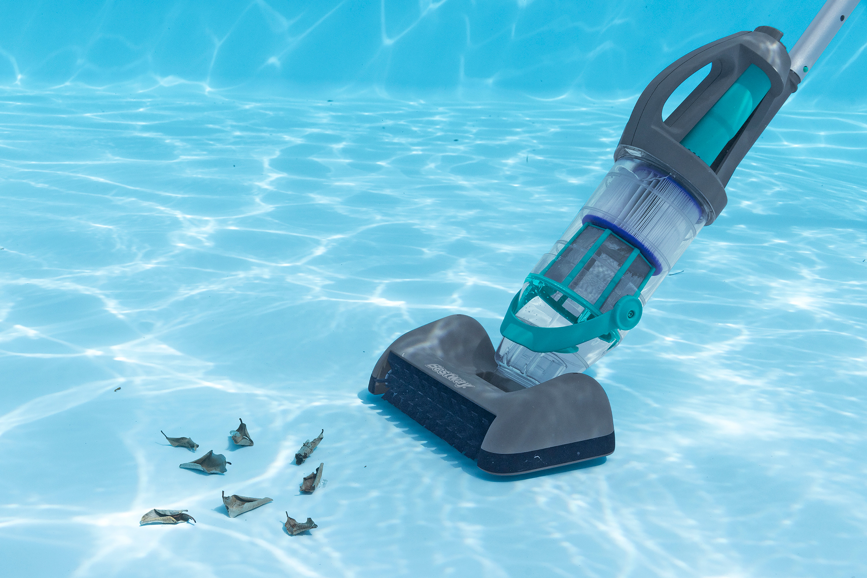 Akkubetriebener Handpoolsauger AquaGrip™ mit Filterkartusche 250 cm