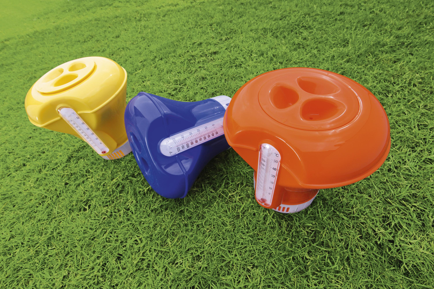 Flowclear Dosierschwimmer mit Thermometer sortiert