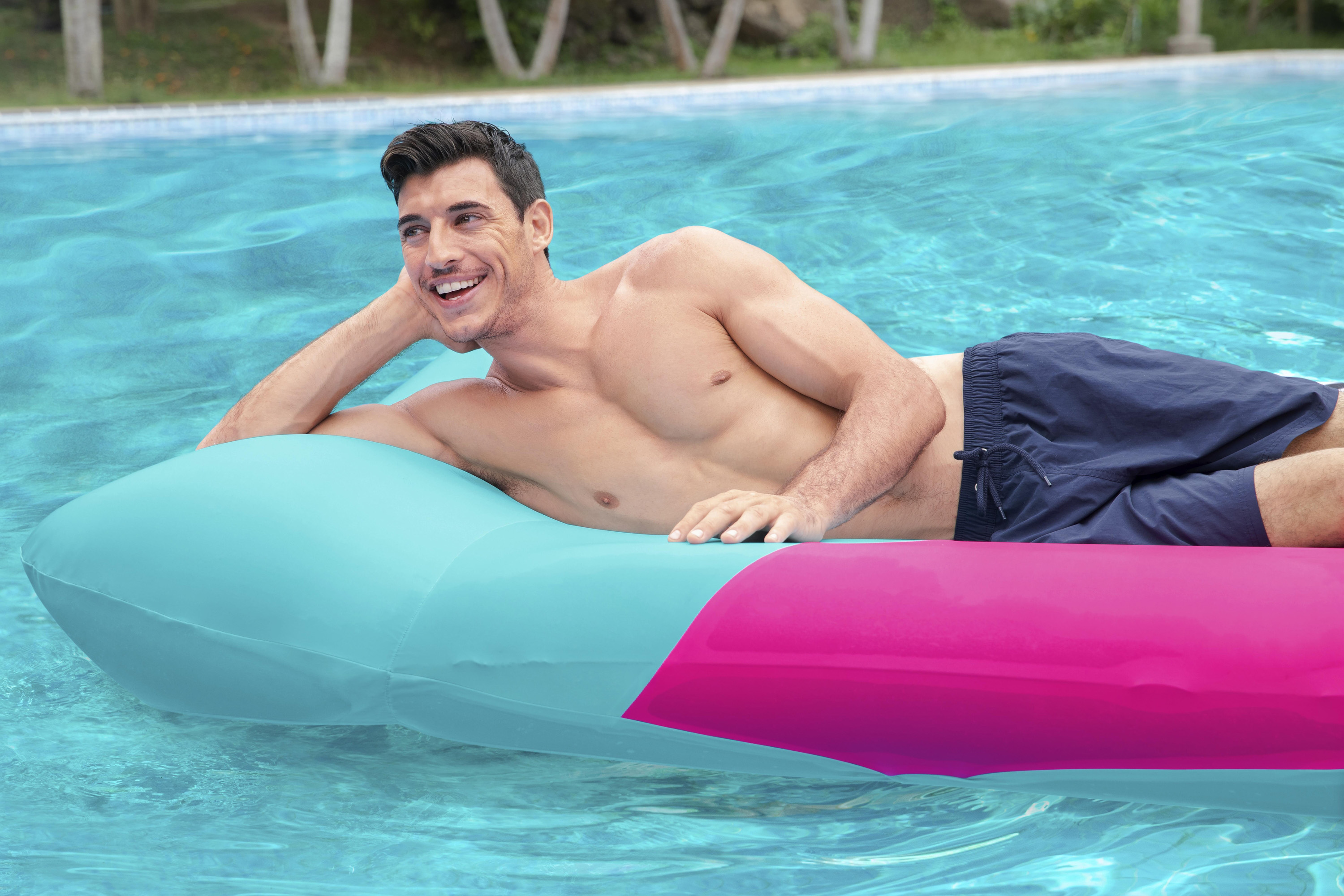 Luftmatratze mit Textilbezug 200 x 129 cm