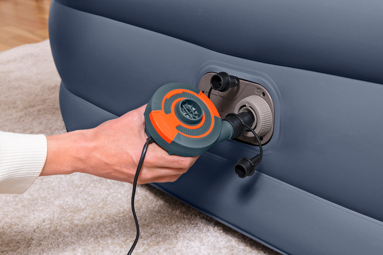 TriTech™ Doppelluftbett SleekFlow™ mit Kopfteil & integrierter Elektropumpe 226 x 152 x 84 cm