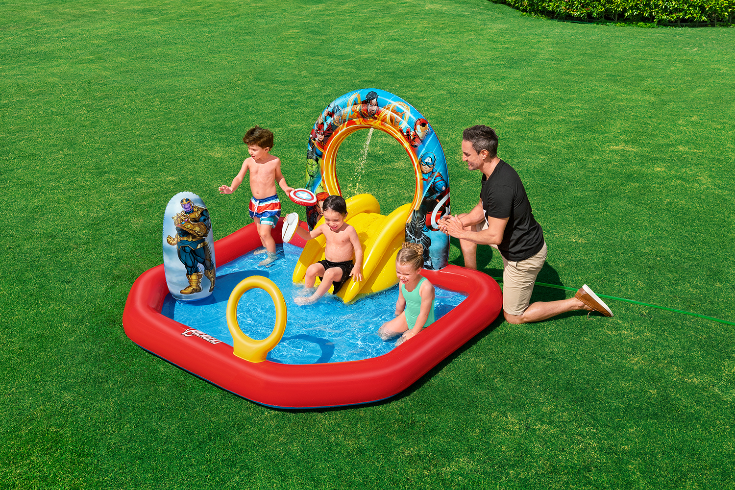Marvel's® Wasserspielcenter Avengers Assemble™ 211 x 198 x 125 cm