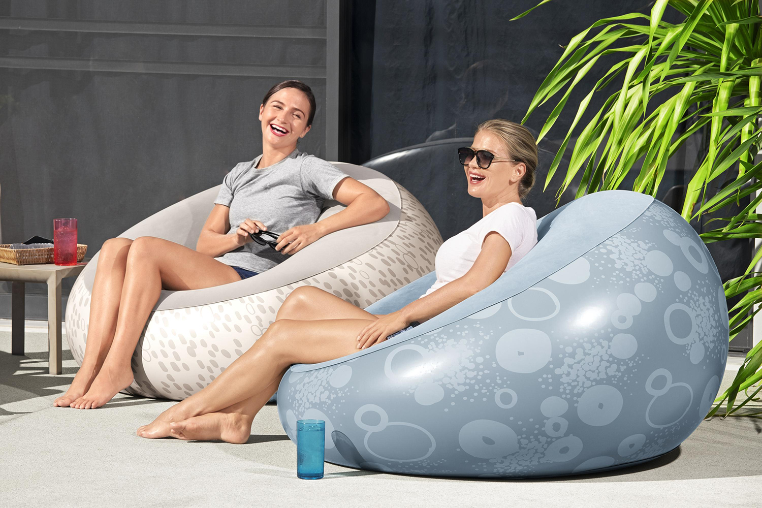 Bestway® Inflate-A-Chair™ Luftsessel 112 x 112 x 66 cm, sortiert