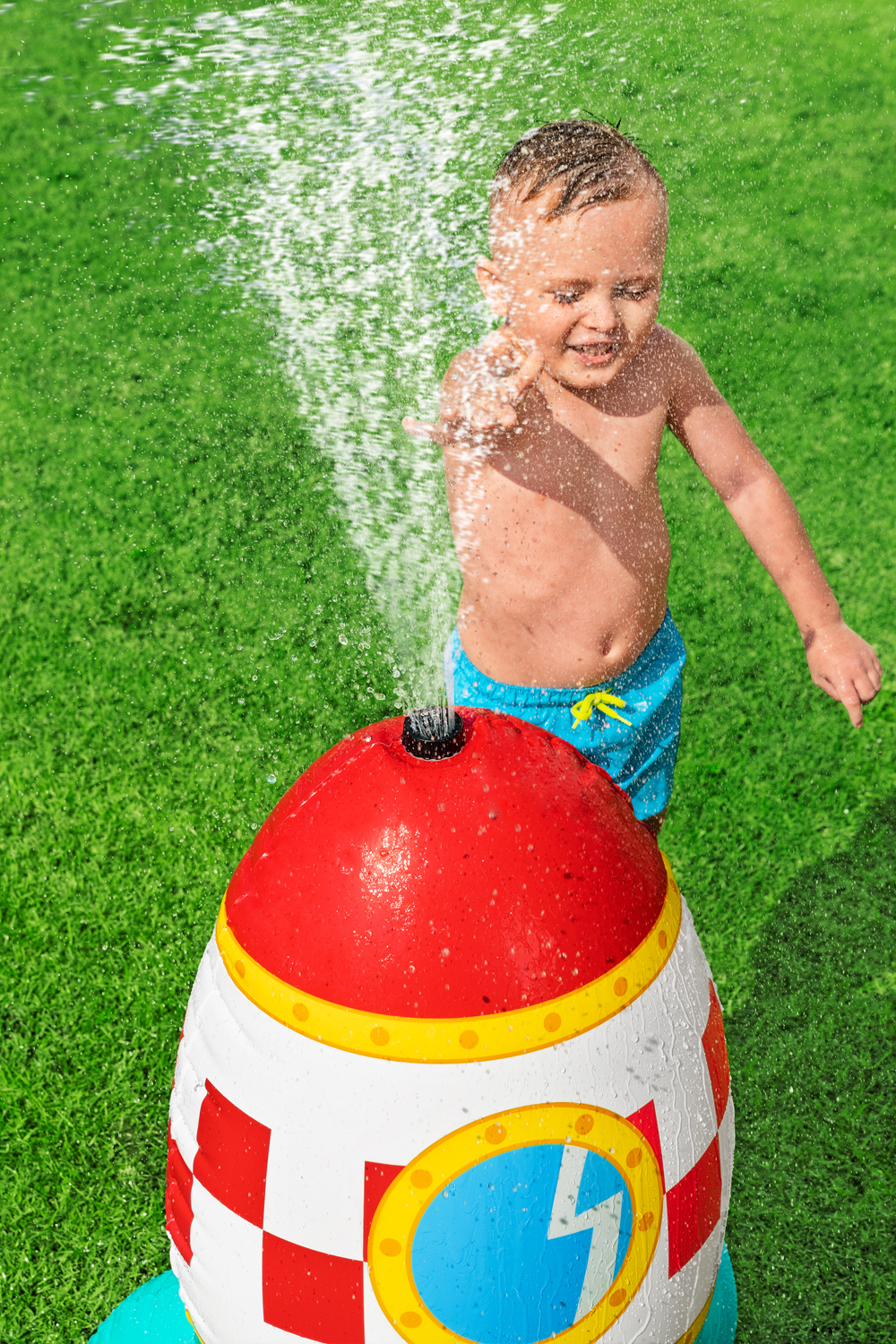 Space Blast™ Wassersprinkler 64 x 61 x 102 cm
