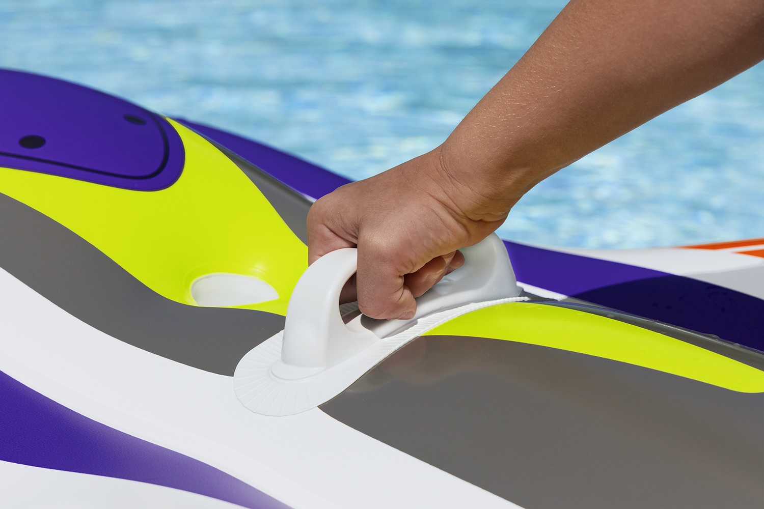 Schwimmspielzeug Splash Shuttle™ 117 x 107 cm Schwimmspielzeug Splash Shuttle™ 117 x 107 cm