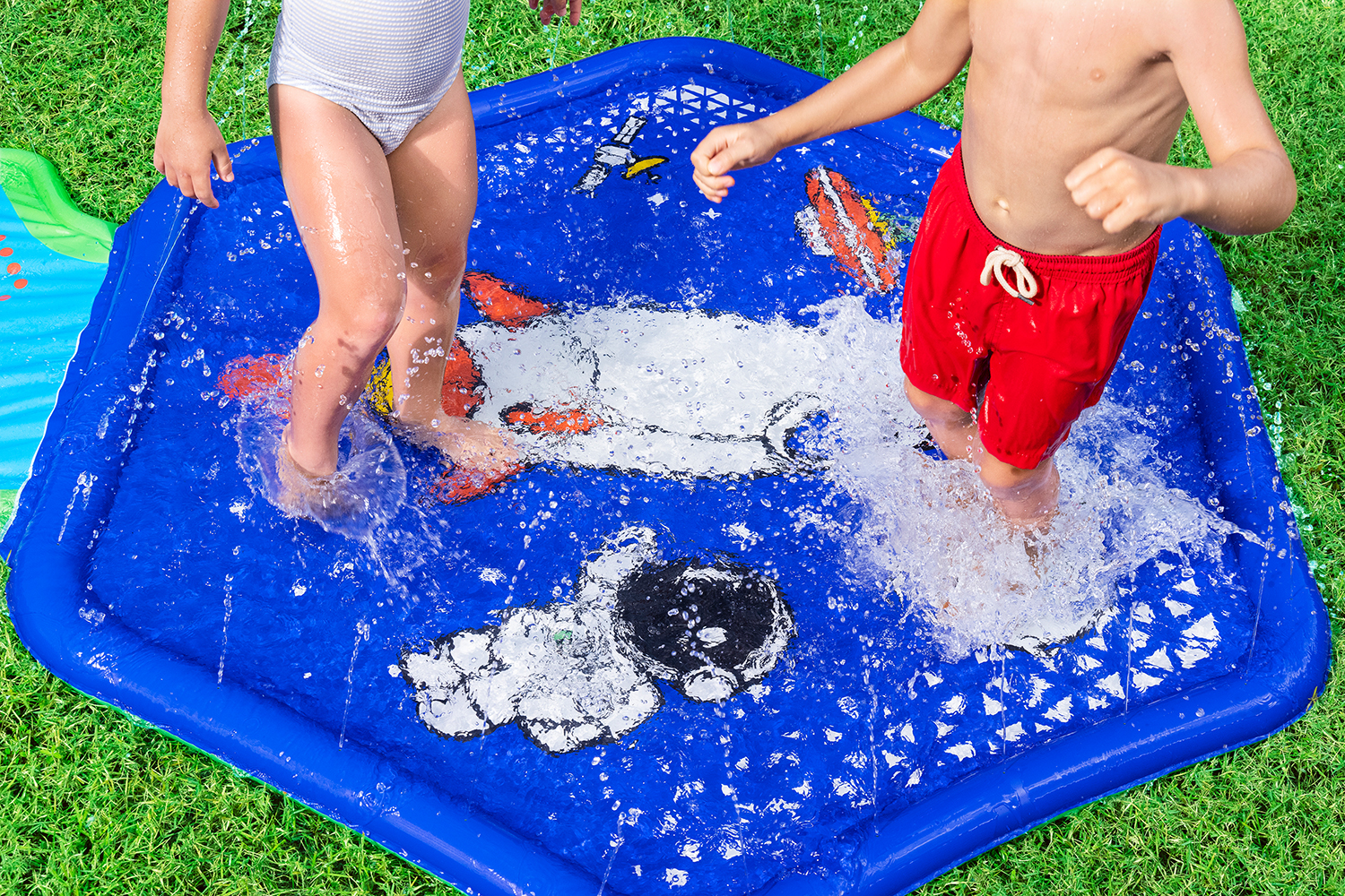 Cosmic Adventure™ Wassermatte 335 x 150 cm Cosmic Adventure™ Wassermatte 335 x 150 cm