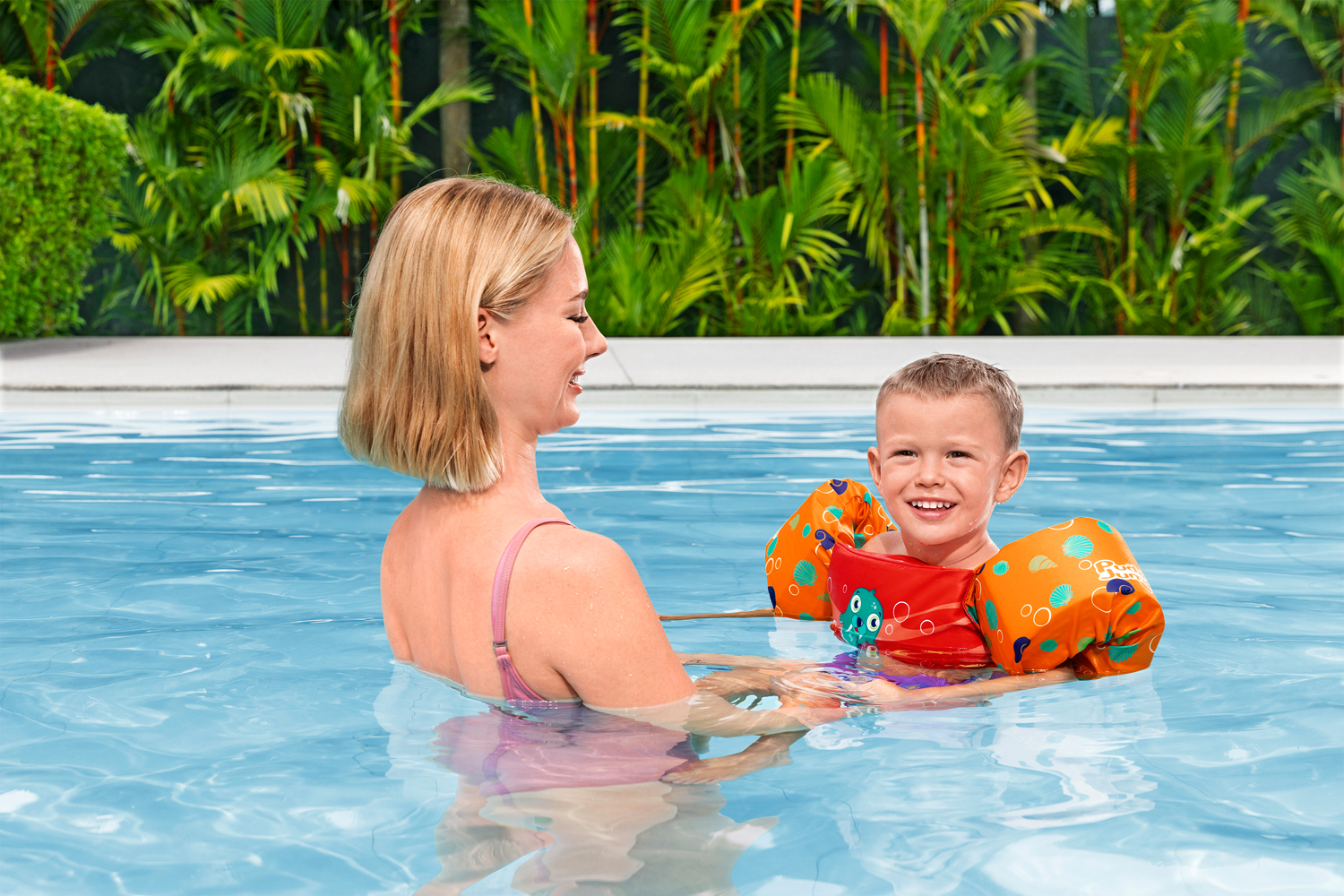 Puddle Jumper® Schwimmflügelweste Kleines Walross mit Textilbezug, 2-6 Jahre
