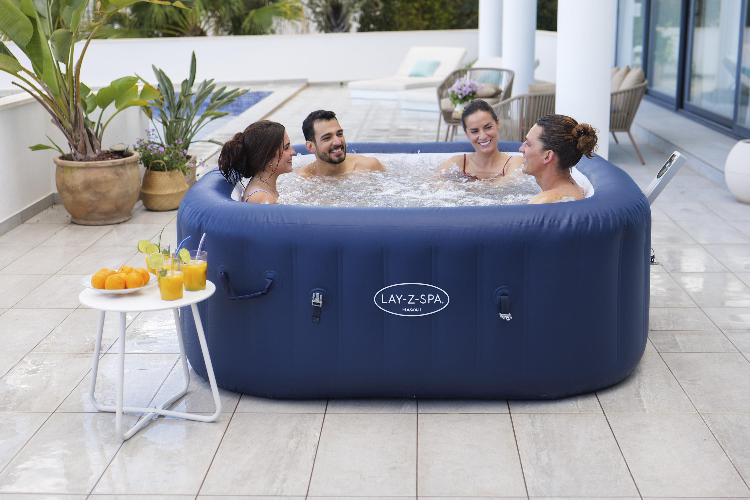 LAY-Z-SPA® Energiespar-Whirlpool Hawaii AirJet™ mit App-Steuerung, für 6 Personen, 180 x 180 x 71 cm, Kobaltblau