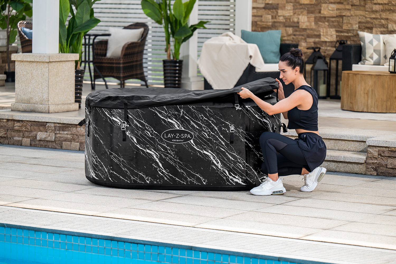 LAY-Z-SPA® FortiFiber™ Eisbad Glacial Dip™ mit Filterpumpe 152 x 92 x 69 cm