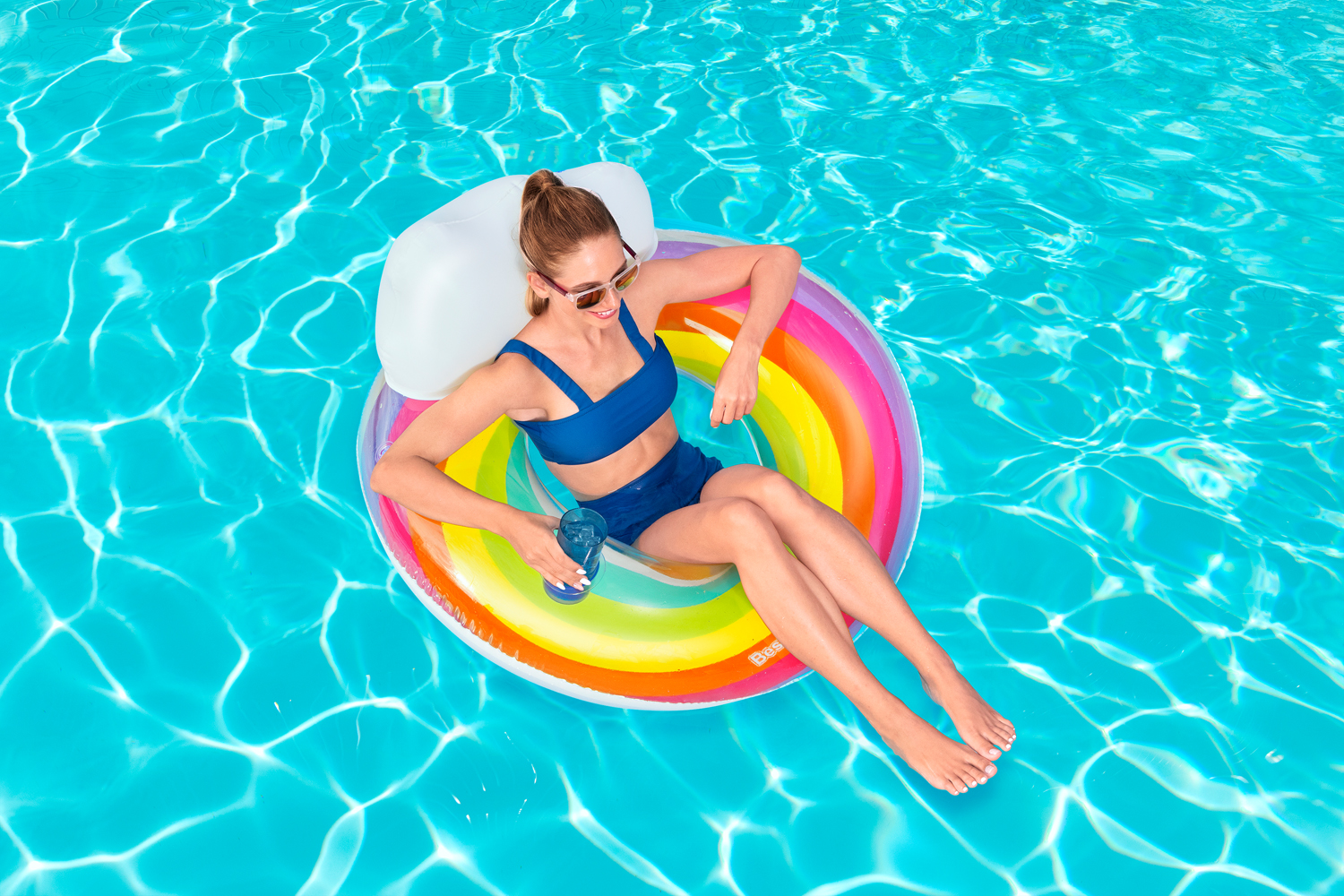 Rainbow Dreams™ Schwimmring mit Kopfstütze Ø 107 cm