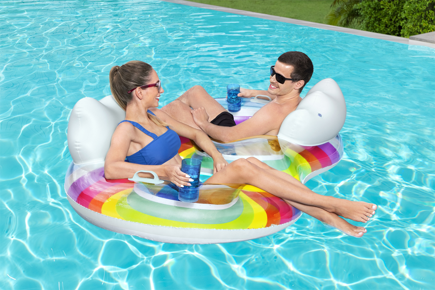 Rainbow Dreams™ 2-Personen-Schwimmring mit Kopfstütze 186 x 116 cm