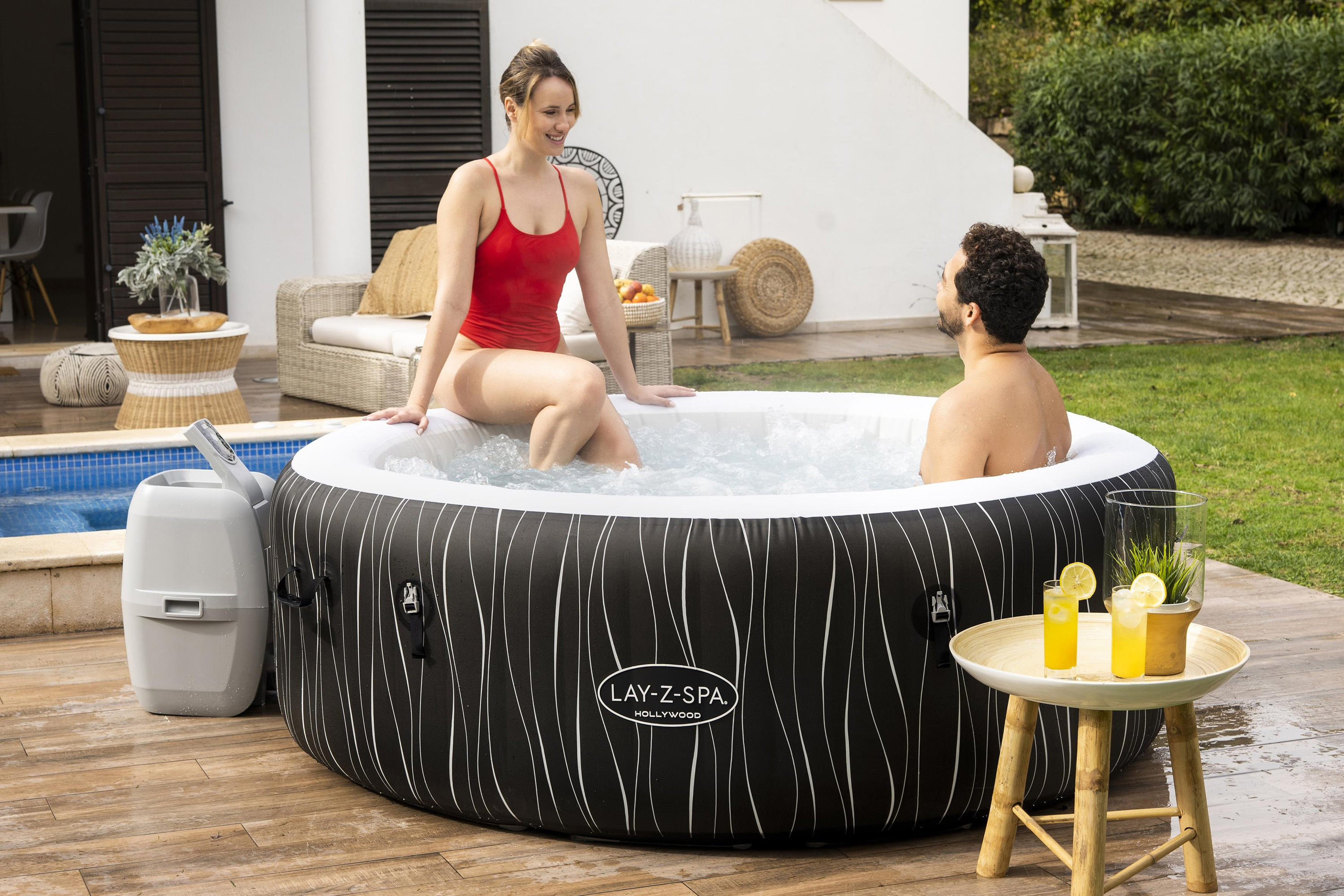 LAY-Z-SPA® LED Whirlpool Hollywood AirJet™ Ø 196 x 66 cm, rund