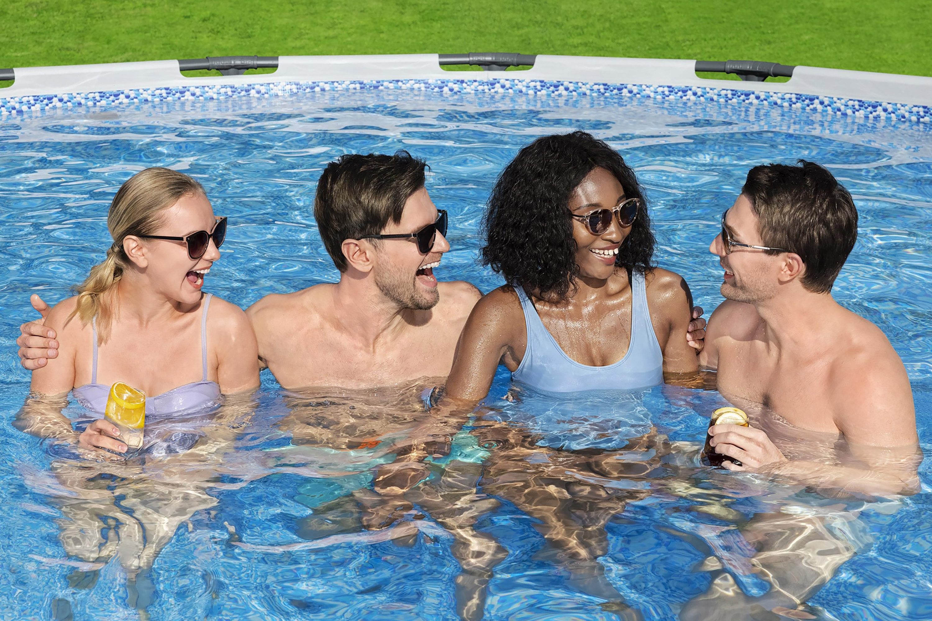 Steel Pro MAX™ Frame Pool Komplett-Set mit Filterpumpe Ø 396 x 122 cm, lichtgrau, rund